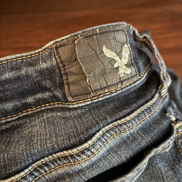 American Eagle Outfitters Women's Distressed Blue Jeans - Picture 3 of 3